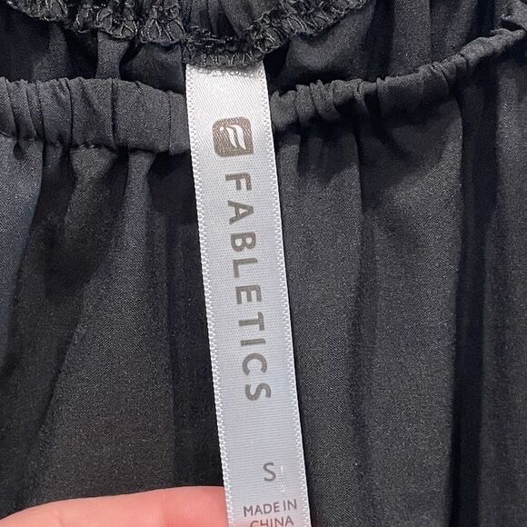 Fabletics Black Off the Shoulder Romper - Size: Small - Picture 3 of 7